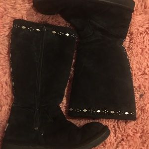 Black Uggs